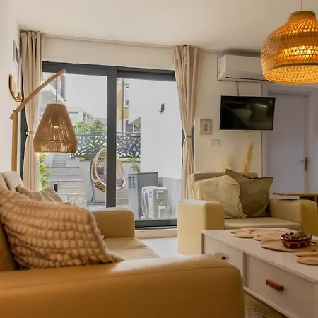 Rosehomes Maestra Complex Free Parking Burgas