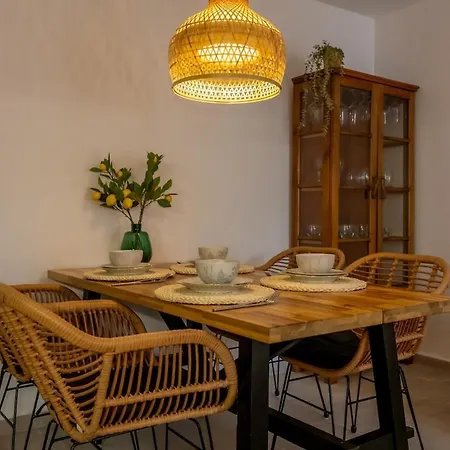 Rosehomes Maestra Complex Free Parking Apartment *